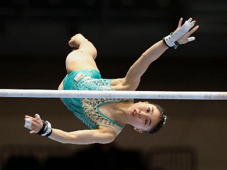 2020～2025年 女子体操画像集　約1700枚 17歳岸が初優勝、杉原は2位 宮田7位、全日本体操女子｜秋田魁新報