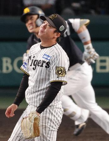 神2―3ソ（30日） ソフトバンクが逆転勝ち｜秋田魁新報電子版