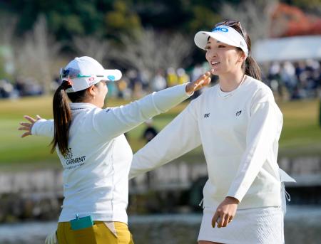 脇元華、逆転でツアー初優勝 28歳、伊藤園女子ゴルフ最終日｜秋田魁