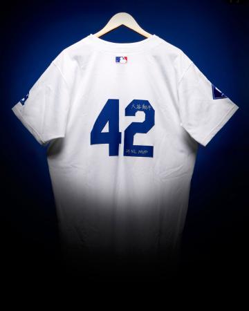 大谷ユニホーム、5千万円で落札 背番号「42」｜秋田魁新報電子版