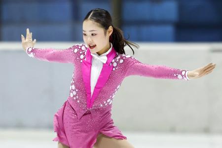 島田麻央、女子SP暫定首位 全国高校フィギュア｜秋田魁新報電子版