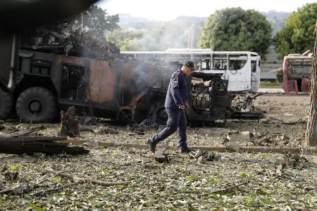 ベネズエラ作戦で極秘兵器使用か トランプ氏「敵装備を機能不全