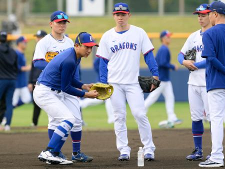 ※値下げ可能※福岡ダイエーホークス　コーチジャケット LLサイズ（川崎宗則） 川崎宗則が中日キャンプに参加 臨時コーチ兼選手、6日まで｜秋田魁