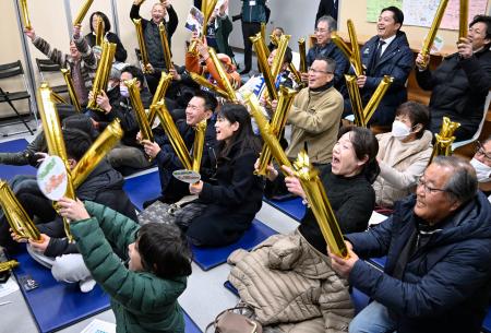必ず金取ると信じてた」 村瀬選手出身の岐阜、恩師ら歓喜｜秋田魁新報