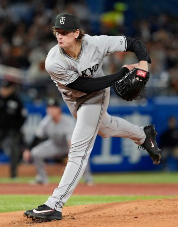秋田 6月30日巨人戦 ヤ2―8巨（17日） 巨人が今季初の3連勝（写真）｜秋田魁新報電子版