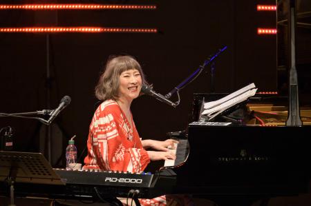 矢野顕子さん、民謡で日米つなぐ 建国250年で9月にNY公演｜秋田
