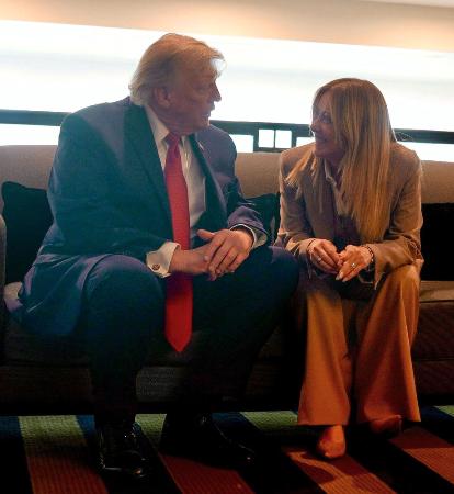 伊首相が「撮影懇願」とまた主張 トランプ氏、外交問題発展でも｜秋田