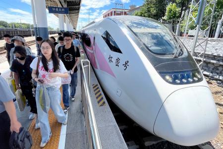 中国政府が鉄道観光を強化 モノからサービス消費に軸足｜秋田魁新報電子版