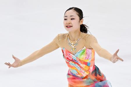 フィギュア島田が優勝 17歳の新鋭、シニアデビュー｜秋田魁新報電子版